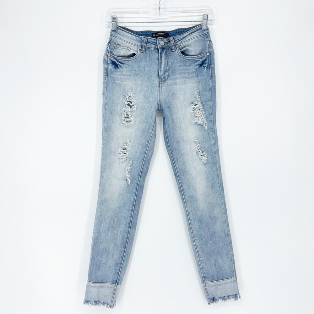 Missguided Mid Rise Authentic Skinny Ripped Jeans Size 4